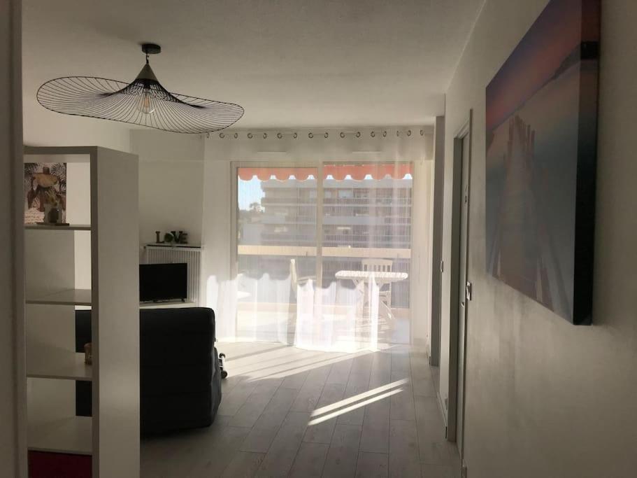 Studio « Oasis Provencale » วาลูริส ภายนอก รูปภาพ